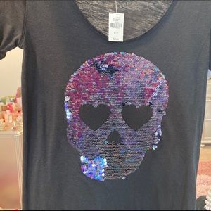 Black skull sequin top 🖤